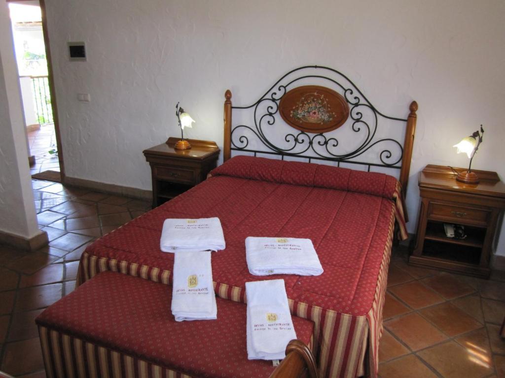 Hotel Cortijo Las Grullas Benalup-Casas Viejas Room photo